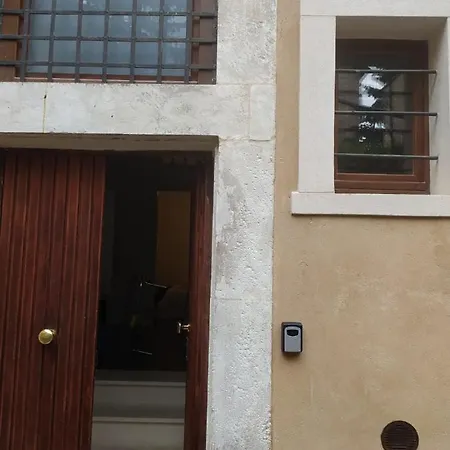 Apartman Porta Castello - Affitti Brevi Italia