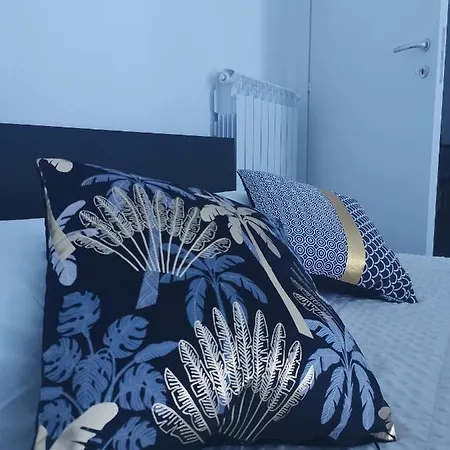 Porta Castello - Affitti Brevi Italia Apartman LʼAquila